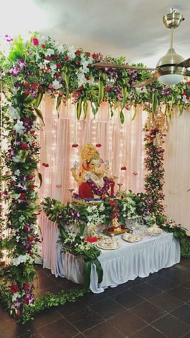 Floral ganpati mandap decoration